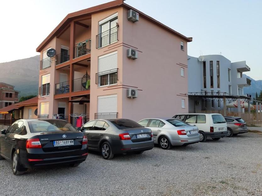 Apartments Maljevic 巴尔 外观 照片